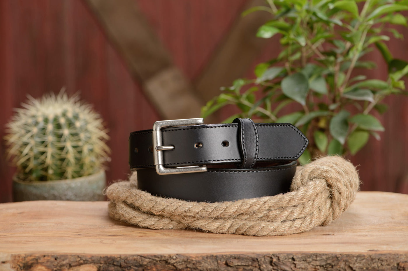 Men's Italian Leather Stitched Belt | Black | Large | Uniqlo US